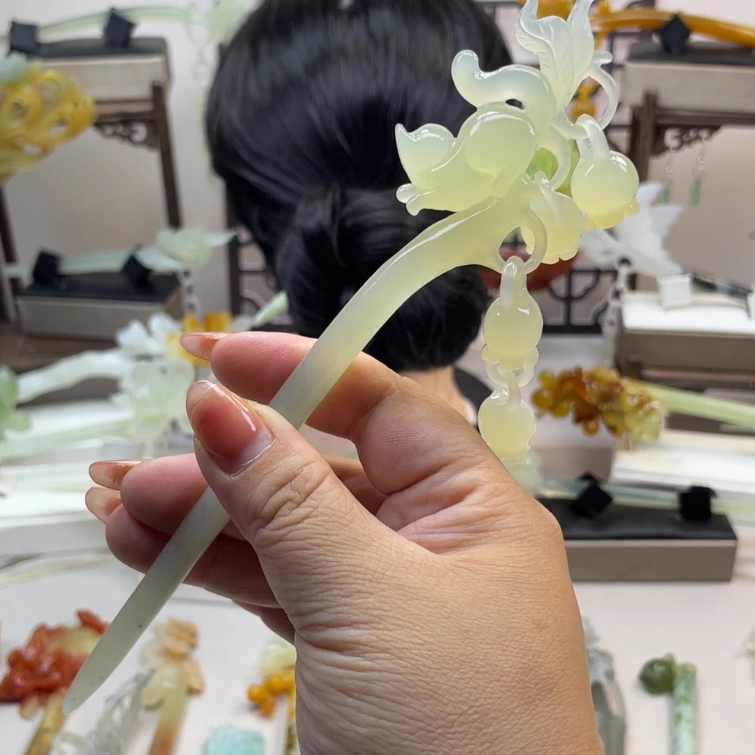 蛇纹石玉未镶嵌发饰