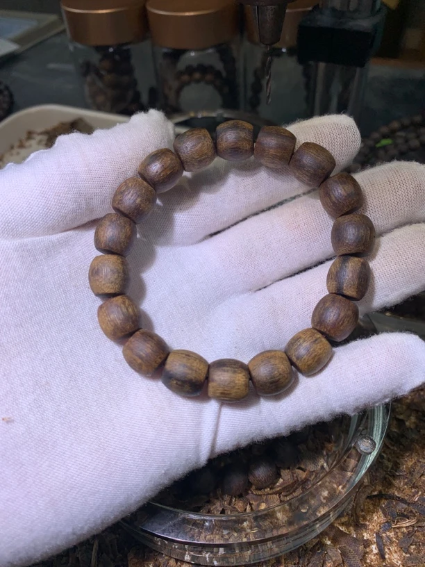 沉香手串单圈11888899966