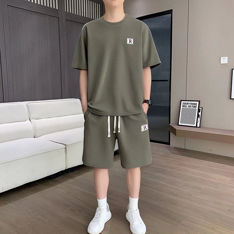 时尚潮流男士夏季短袖短裤套装2025新款休闲风穿搭男装宽松两件套