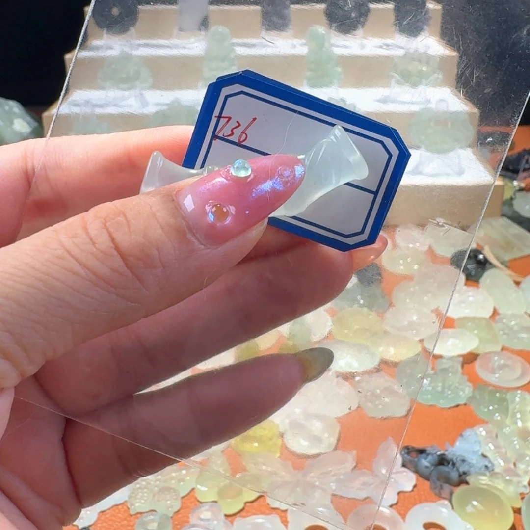 岫玉合金颈饰精美礼品