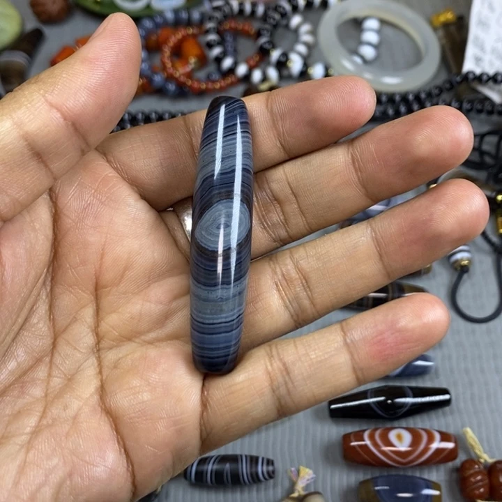 ら***久玛瑙/玉髓未镶嵌颈饰