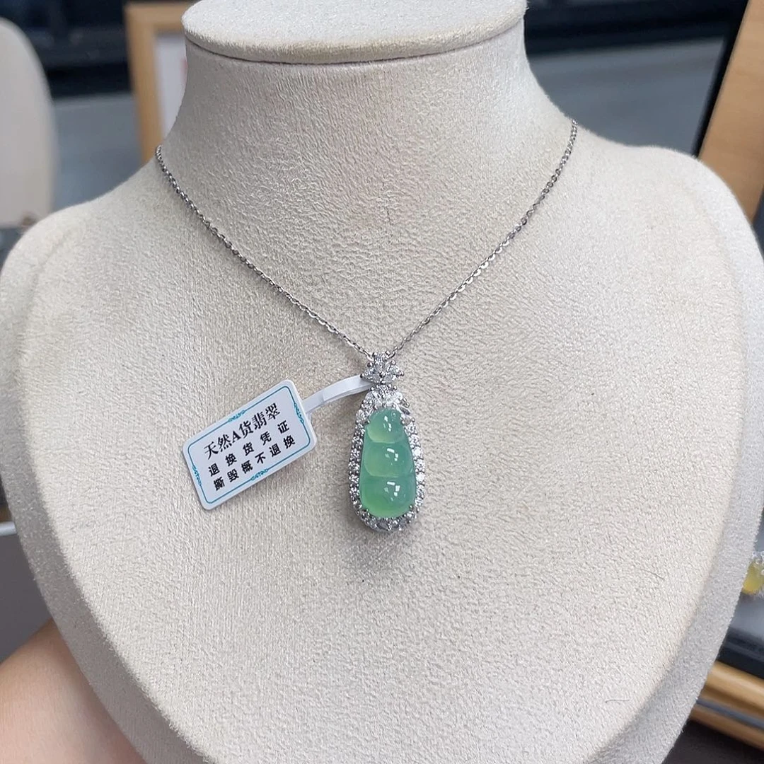 翡翠银S925镶嵌颈饰