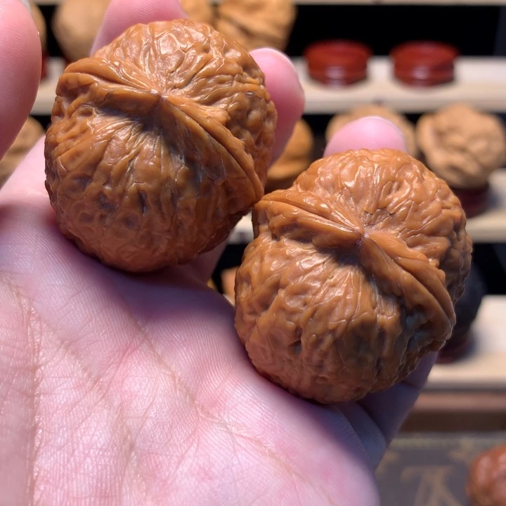 文玩核桃把件42至尊元宝