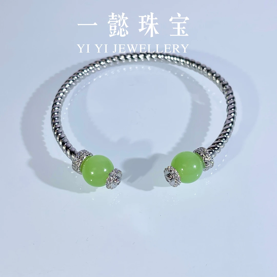 【一懿珠宝】天然和田玉翠青手镯   时尚气质百搭 cq180