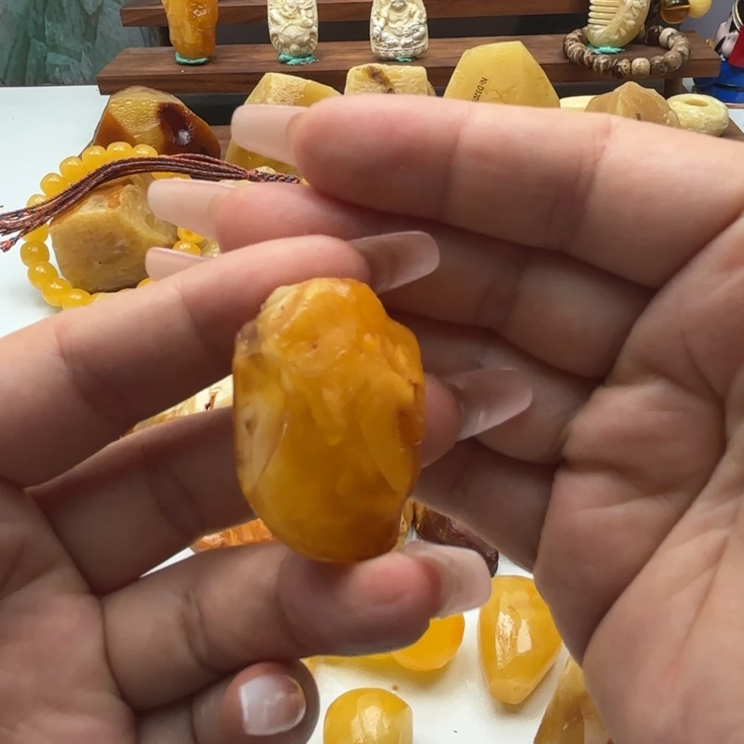 芥***苏未镶嵌定制琥珀琥珀