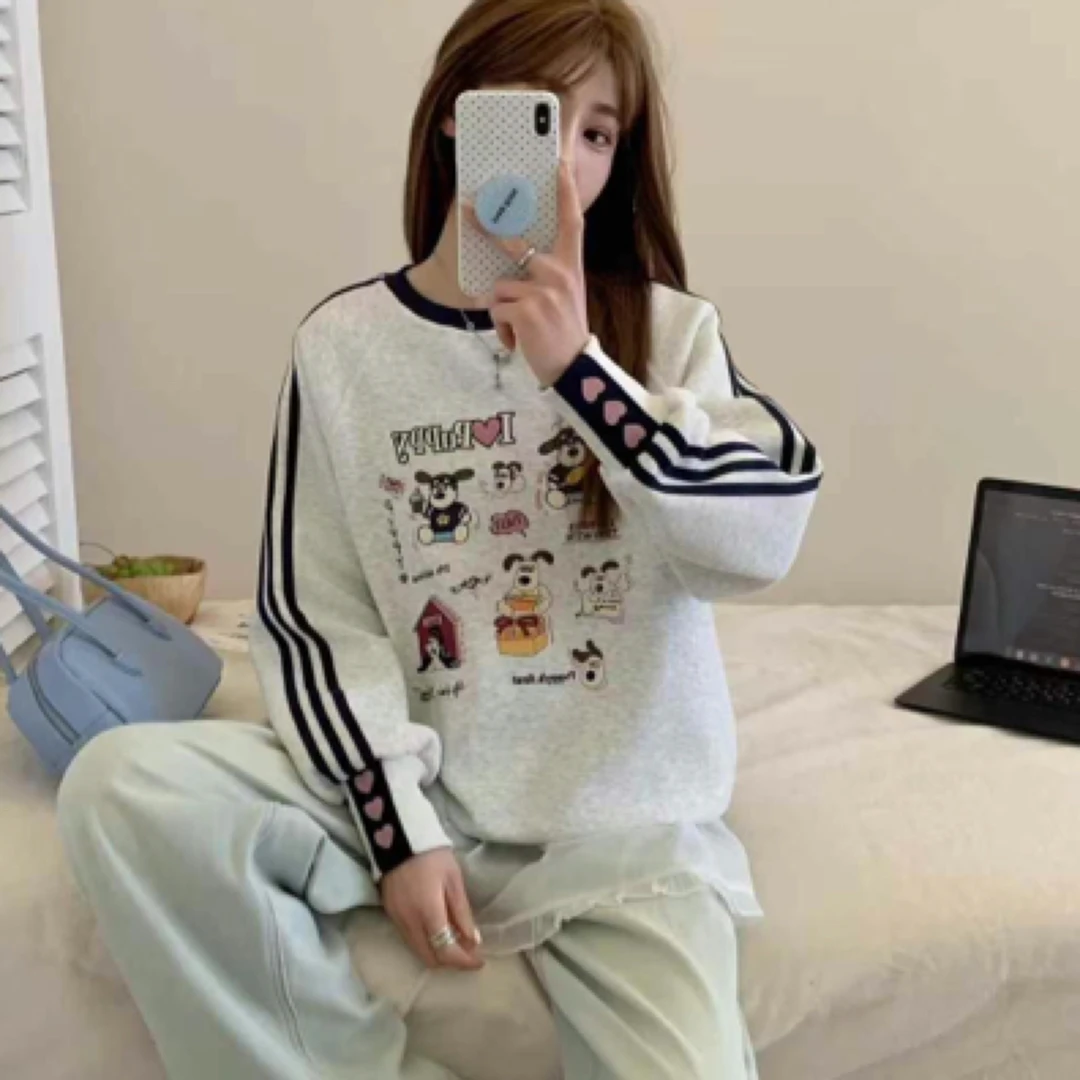 25春季新款猫咪纸袋掌门狗圆领拉条心心袖口套头卫衣韩版宽松显瘦