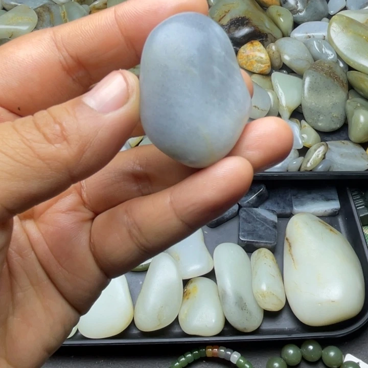 未镶嵌和田玉珠宝半成品