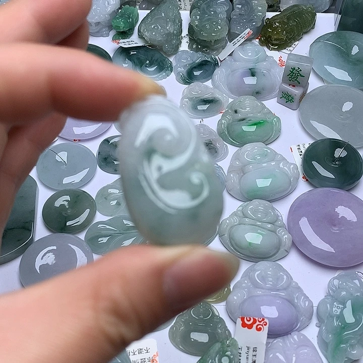 翡翠未镶嵌颈饰天然翡翠