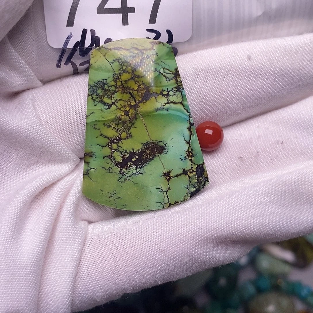 南红玛瑙未镶嵌珠宝半成品