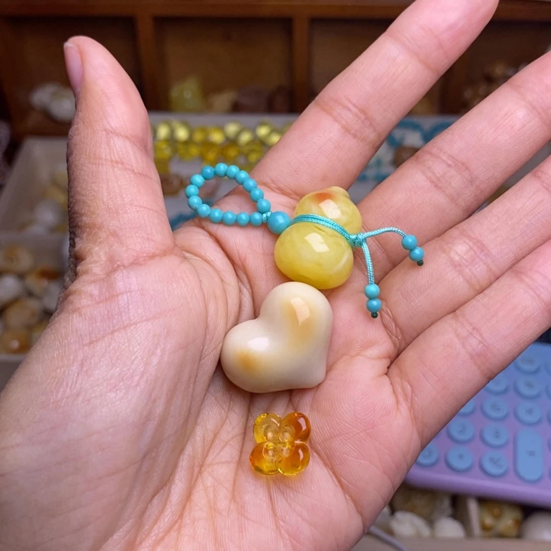 吊坠猴头核桃0.45蜜花爱心葫芦绿跑