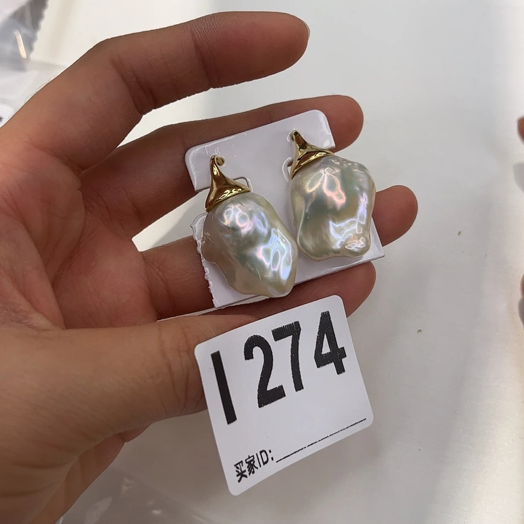 淡水珍珠合金耳饰