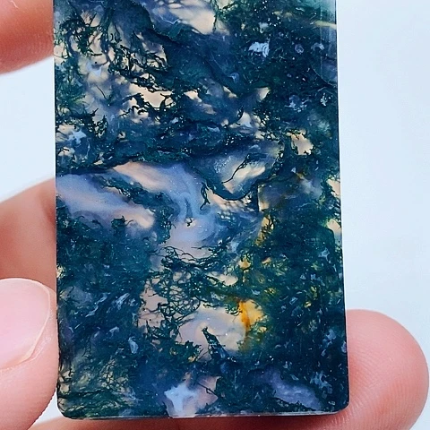 玛瑙/玉髓颈饰未镶嵌正**见