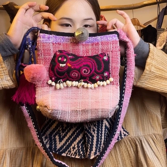 织绣手工制作包包