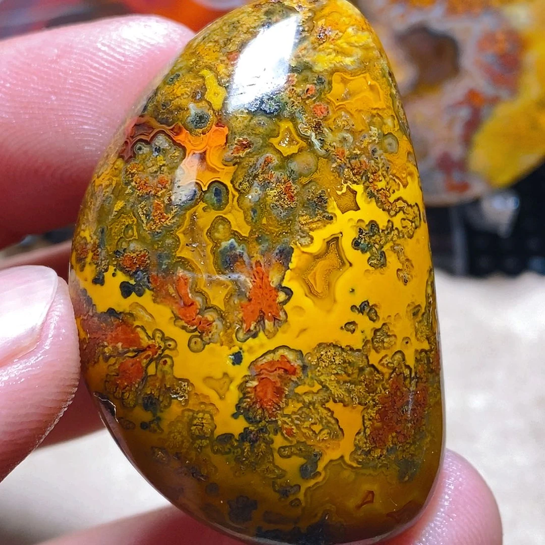 玛瑙/玉髓颈饰未镶嵌树*