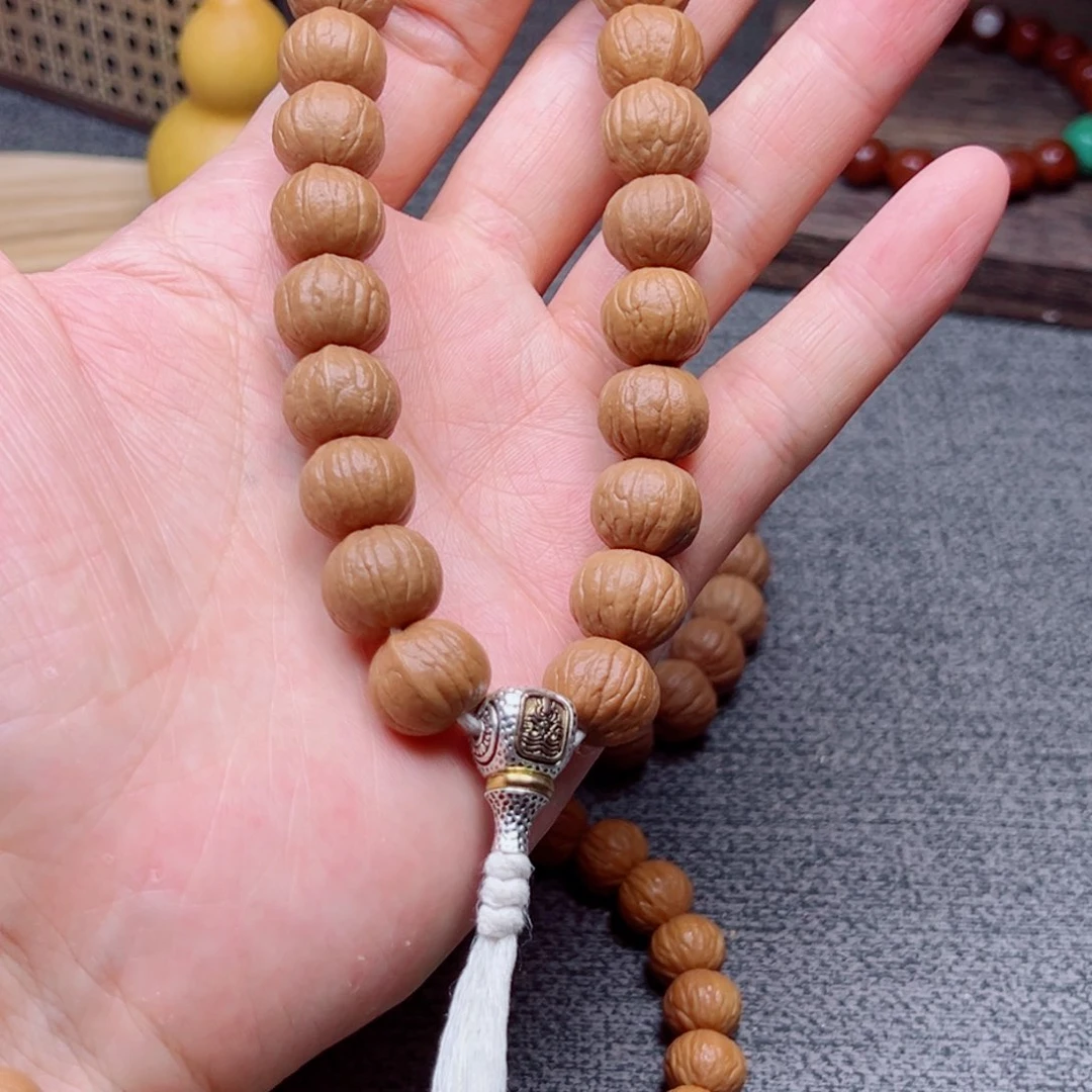 猴头核桃吊坠南瓜手持