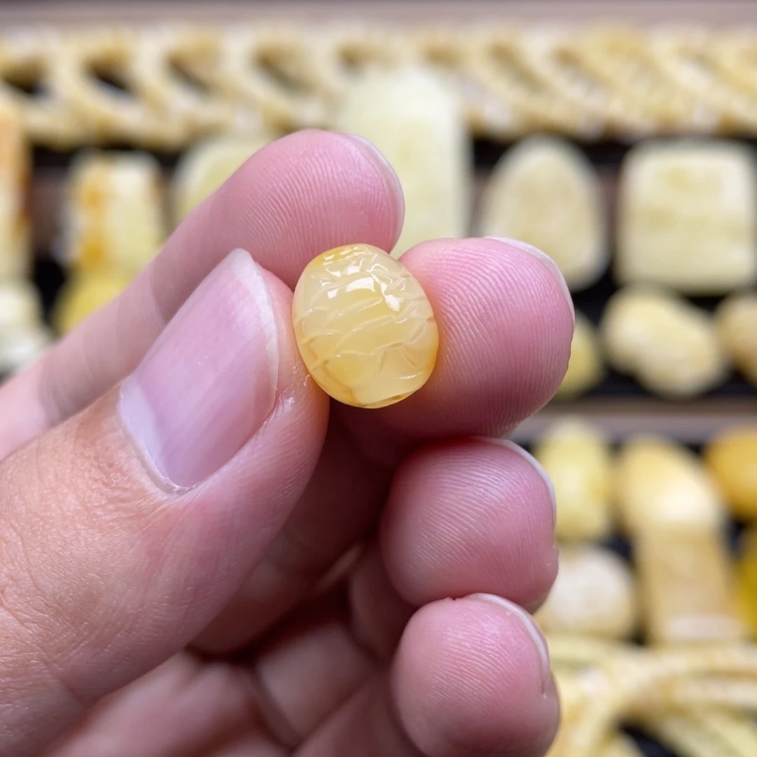 裸石琥珀未镶嵌琥珀蜜蜡