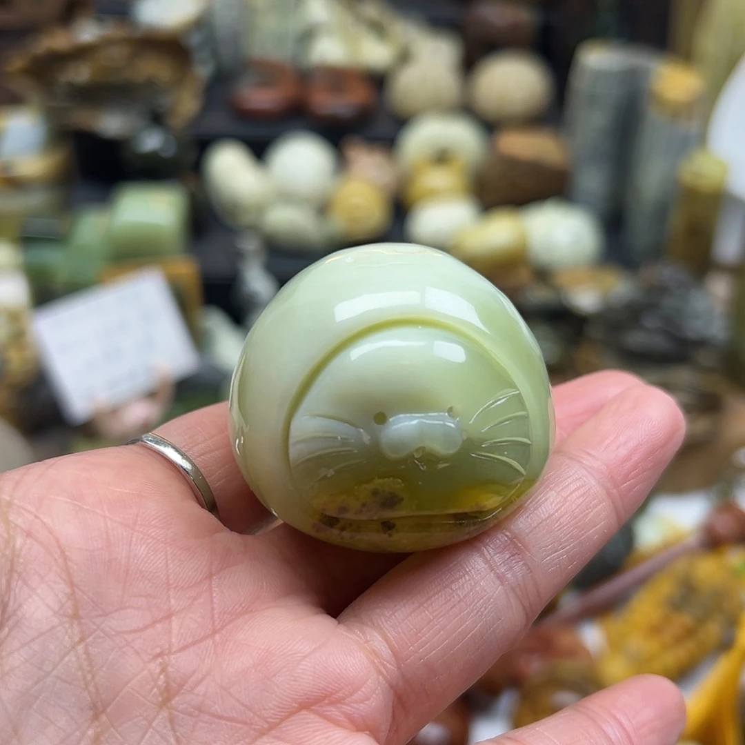 无***心岫玉未镶嵌颈饰辽阳料猫球有瑕