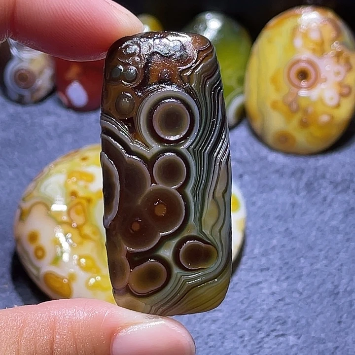 未镶嵌玛瑙/玉髓珠宝奇石