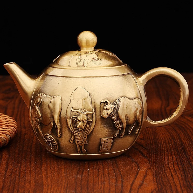精品黄铜五牛茶壶酒壶手把件复古铜器装饰中式茶道小摆件带盖