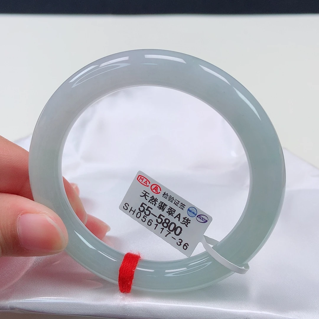 翡翠手镯未镶嵌55圆条