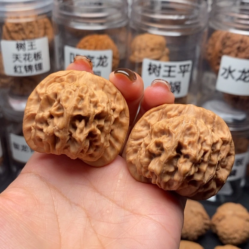 【闪购商品】吊坠文玩核桃天地41
