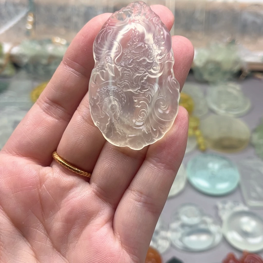 未镶嵌蛇纹石玉颈饰