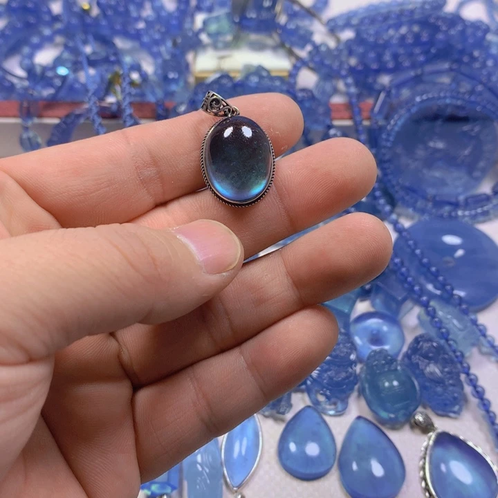 海蓝宝石颈饰未镶嵌?**?