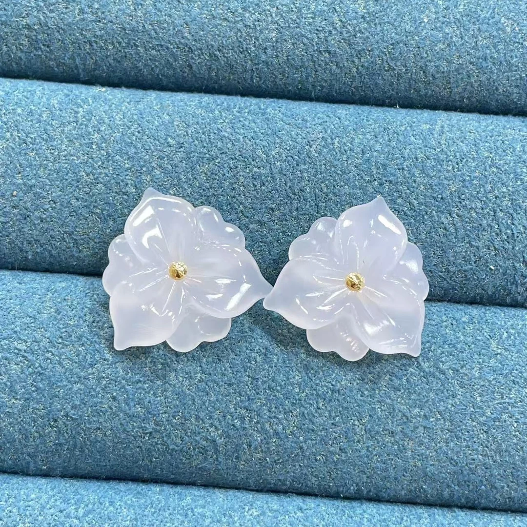 和田玉白玉花耳钉18K金镶嵌