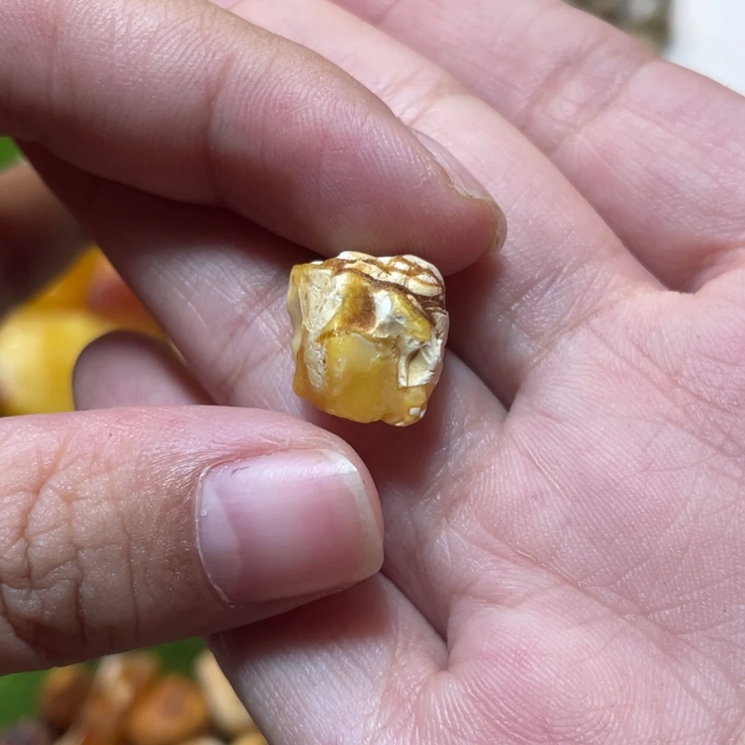 定制琥珀天然原矿