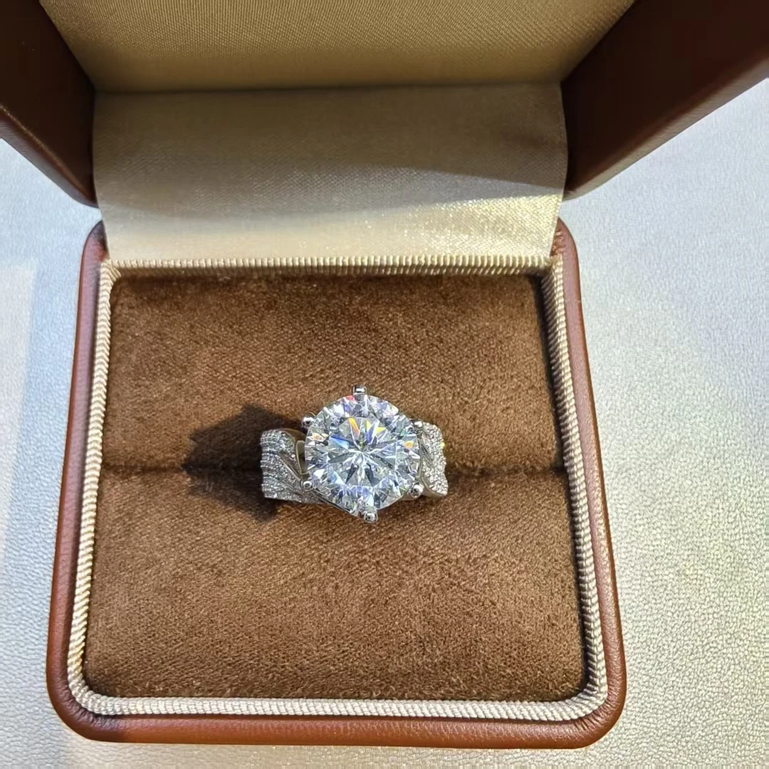 【南非婚戒】带包装 三世情缘5克拉天花板戒指.H