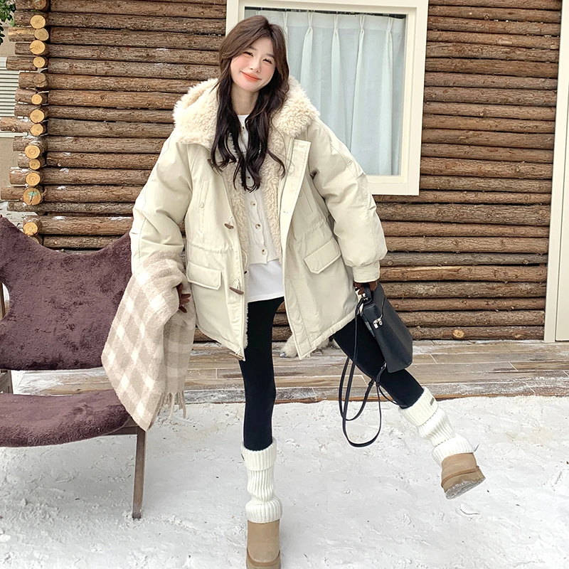 欧洲站牛角扣加厚羊羔毛连帽收腰派克服女2024冬新款韩版保暖外套