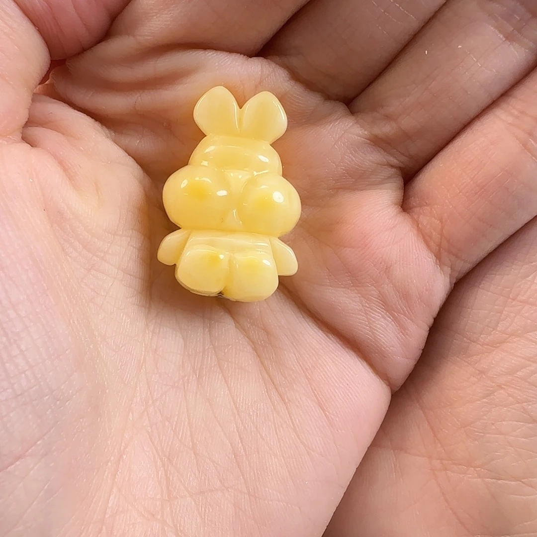 琥珀珠宝奇石未镶嵌小*菡