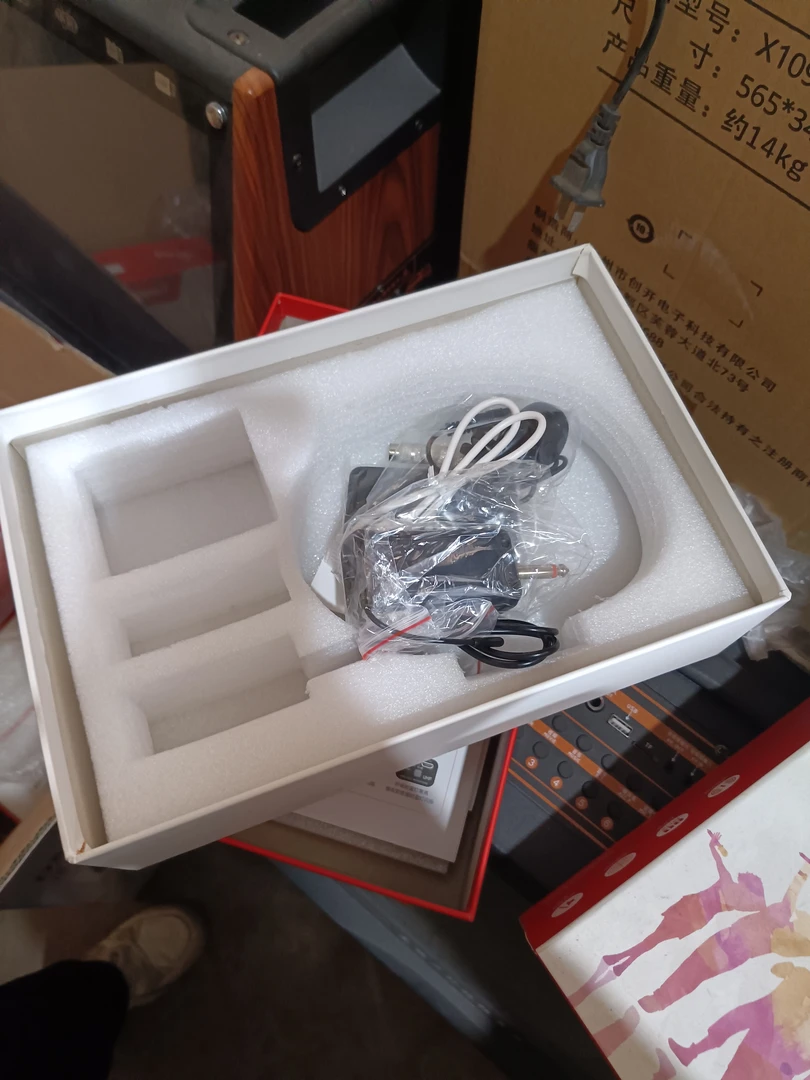 准新品 CHANGHONG/长虹 无线麦克风领夹麦