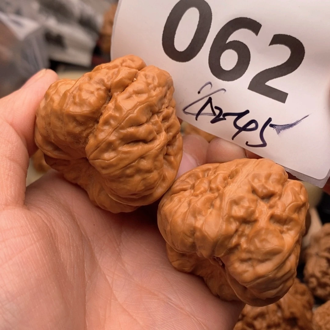 文玩核桃把件062号42蛙