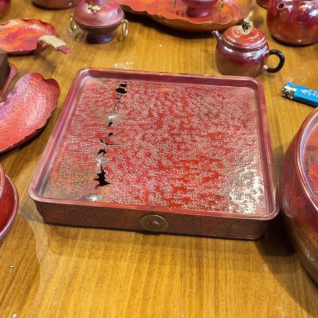 正方形银桔钉壶承手工锻打工艺