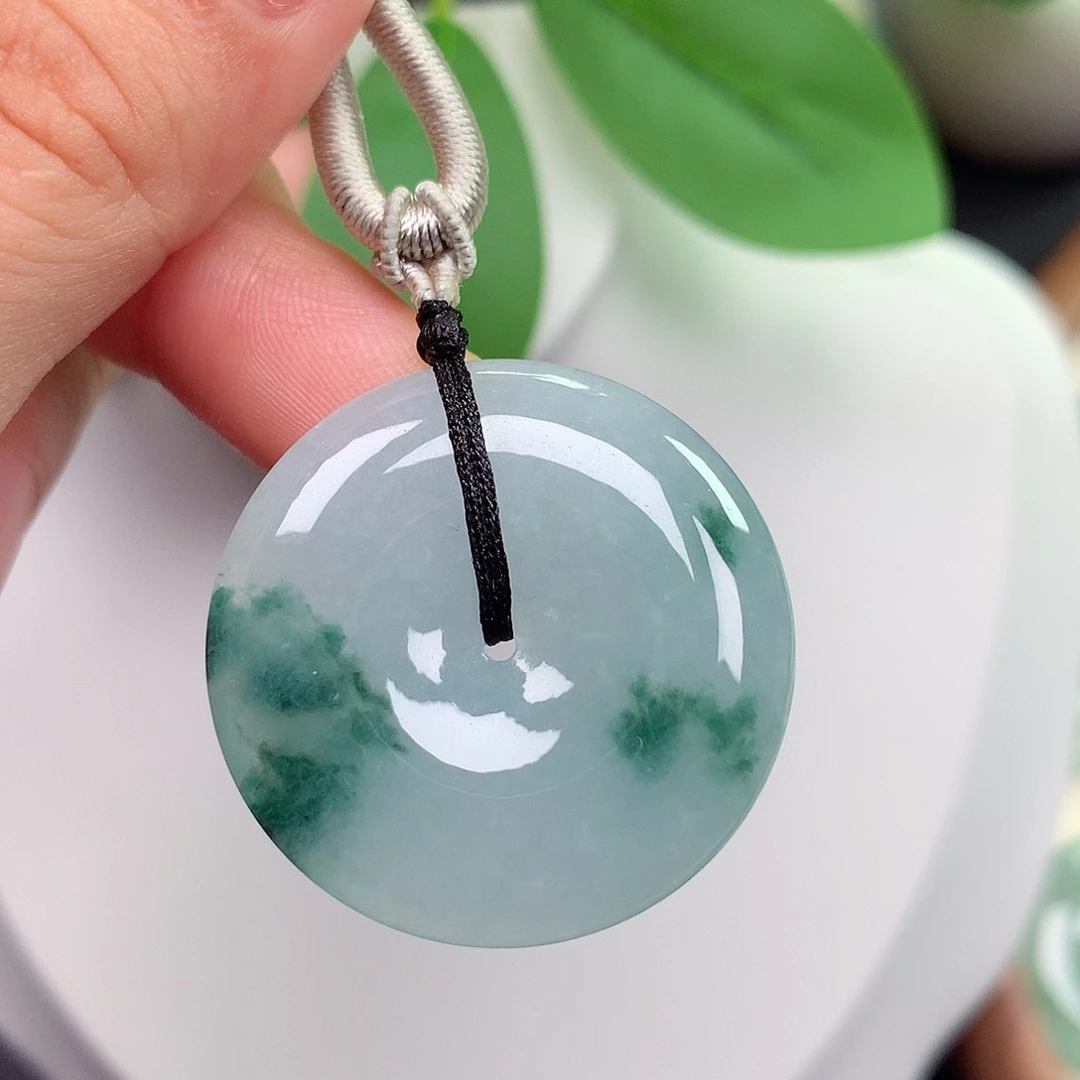 颈饰未镶嵌翡翠平安扣 30.9x6.2mm