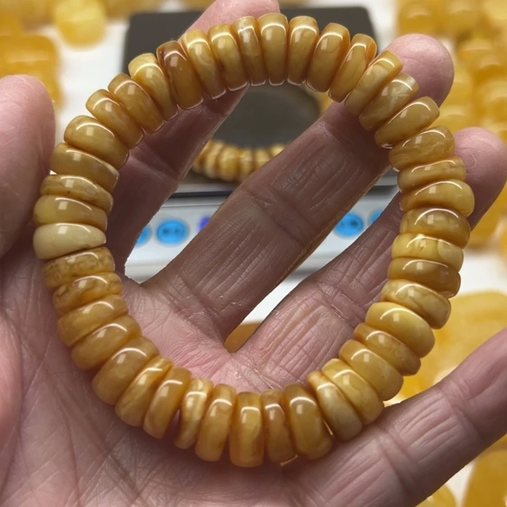 琥珀（矿物珀）未镶嵌裸石