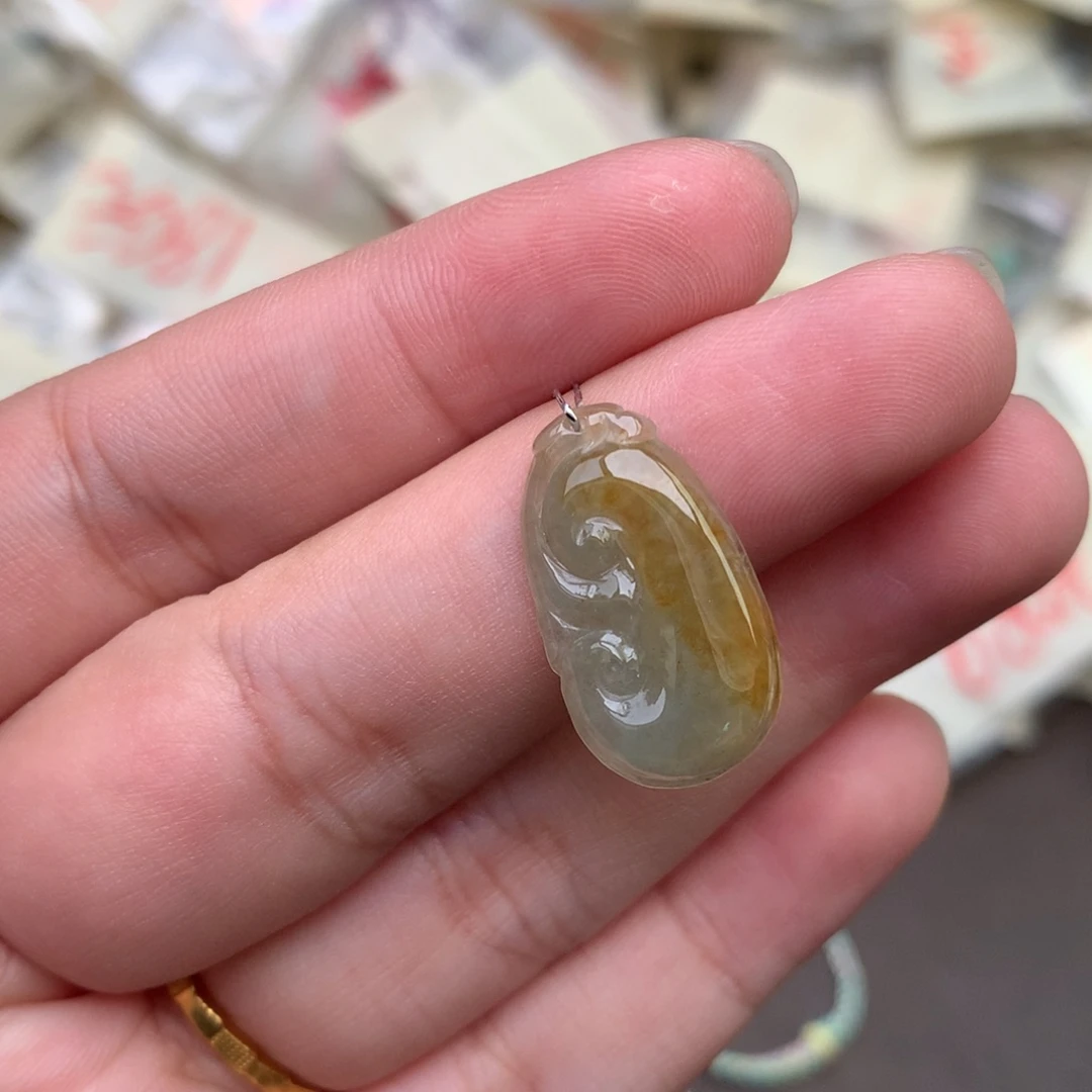 【闪购商品】翡翠挂件未镶嵌一