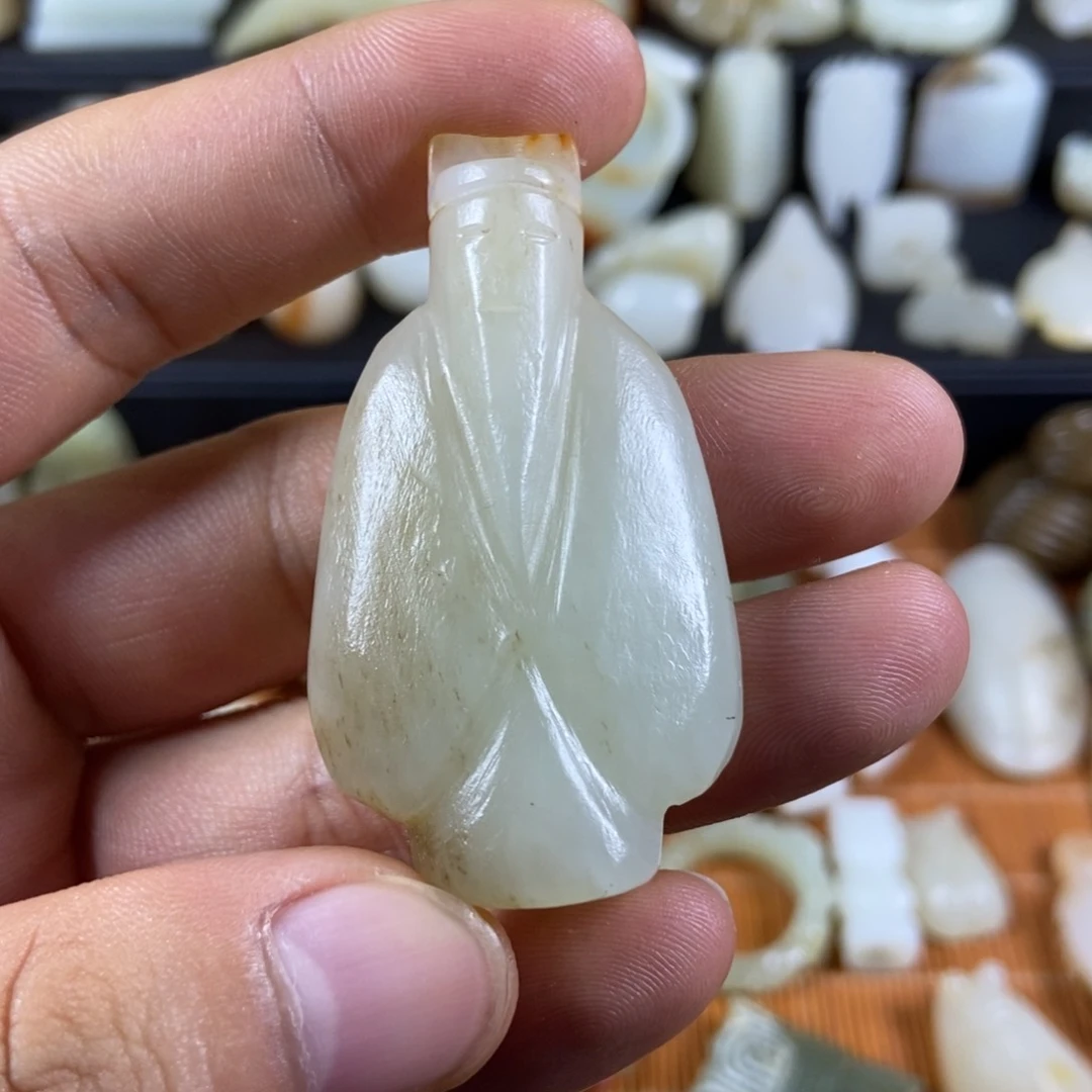 颈饰未镶嵌和田玉苹*树