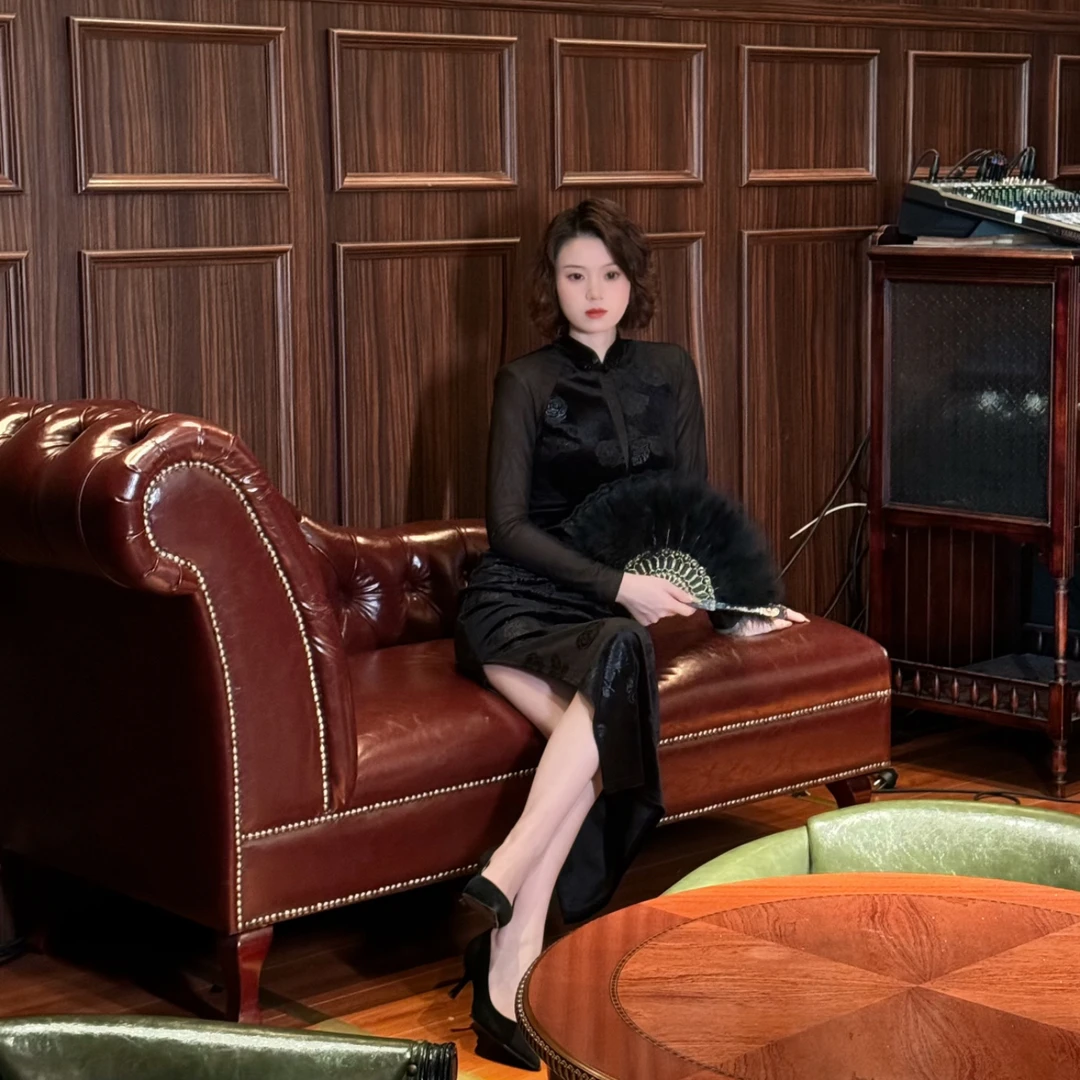 彩彩家【暗夜生花】秋冬新款收腰气质修身复古遮肉设计感改良款旗袍