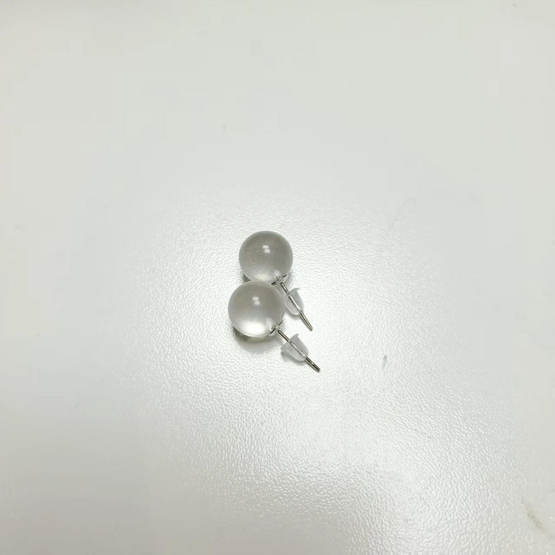 Q480【赵小姐】时尚百搭天然白水晶+S925银圆珠耳钉