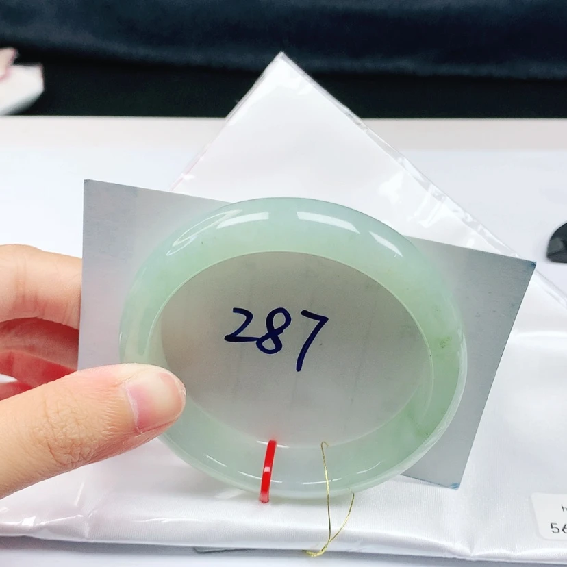 【闪购商品】翡翠手镯未镶嵌56.7圈