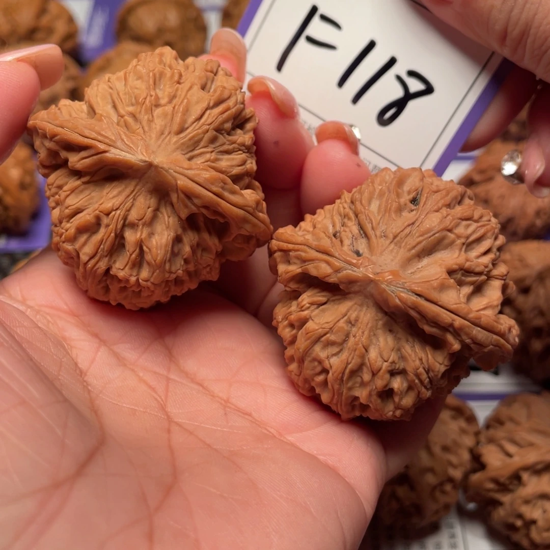 桃核把件118号南疆石47