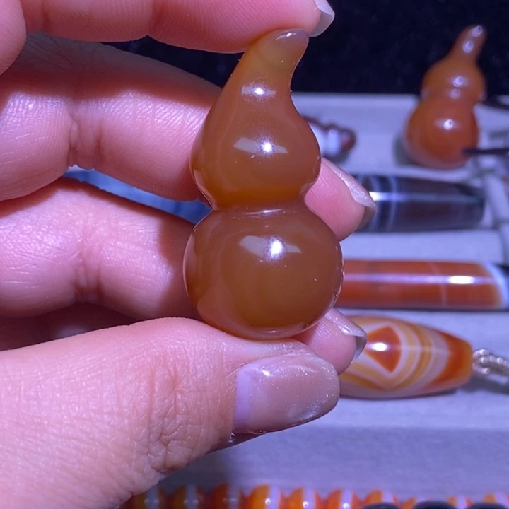 玛瑙/玉髓未镶嵌颈饰