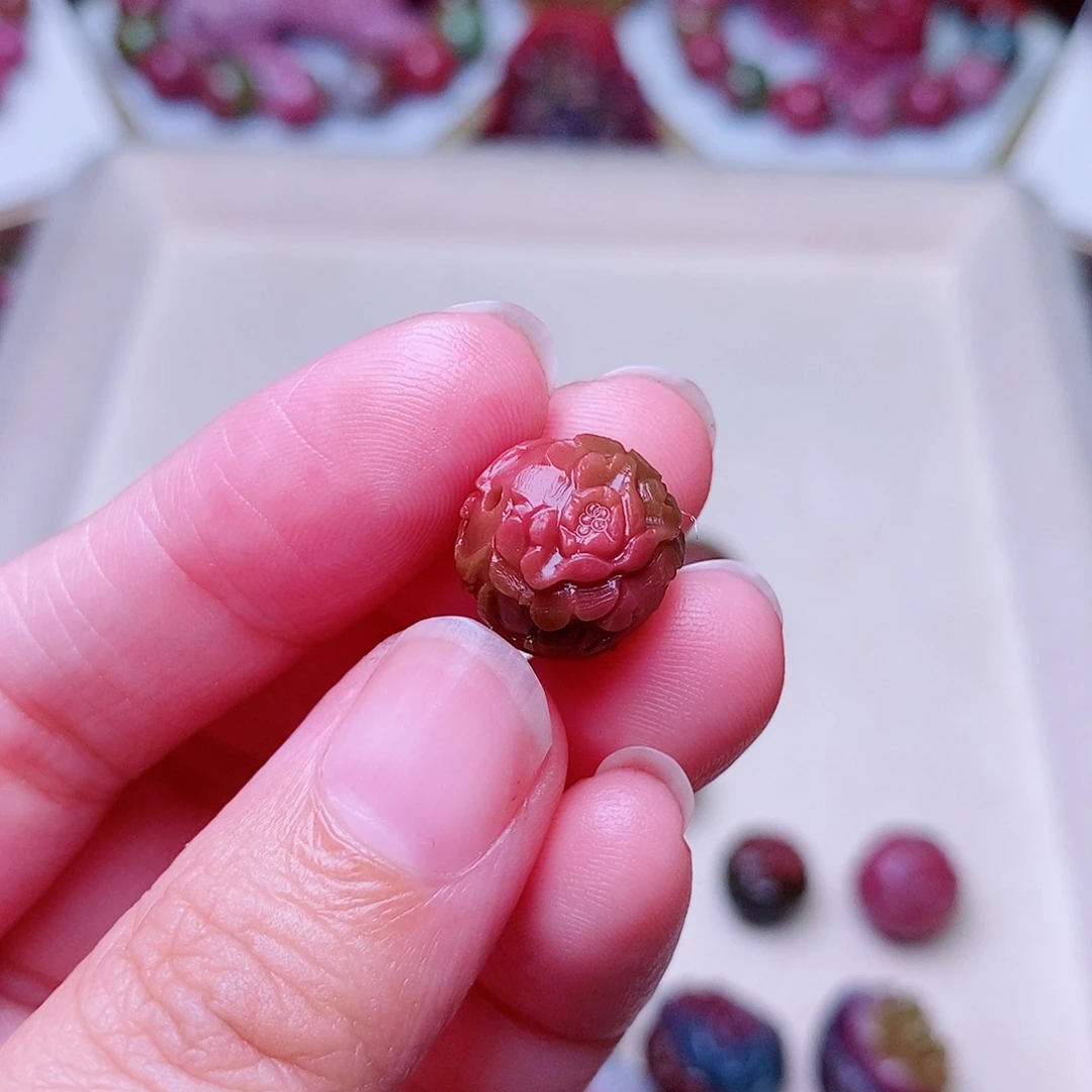 随***心未镶嵌玛瑙/玉髓珠宝奇石盐源玛瑙定制