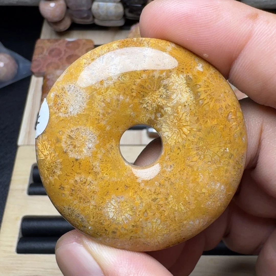 硅化玉未镶嵌纯天然色有机玉石保真色