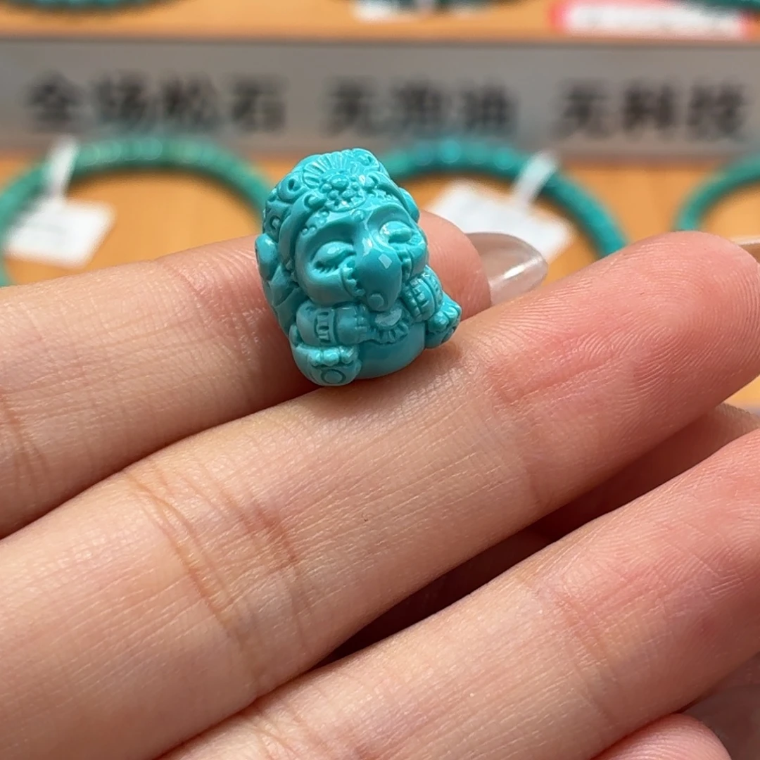 绿松石未镶嵌珠宝奇石象宝宝