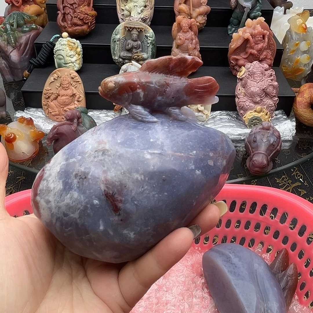 石英质玉未镶嵌颈饰