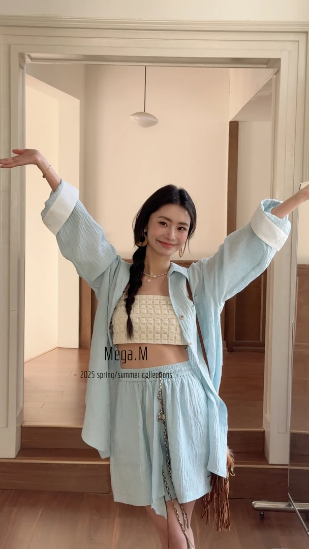 Mega.M镂空花边吊带抹胸  01115