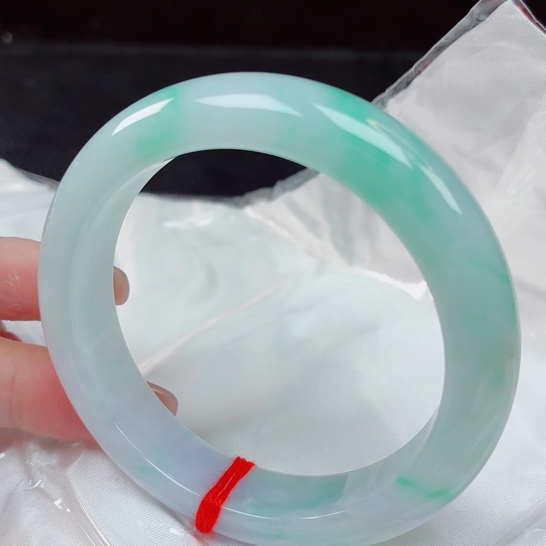 未镶嵌手镯翡翠56+